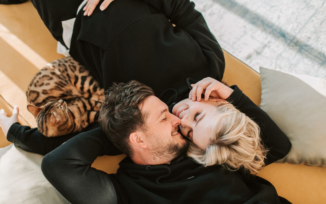 The Hidden Signals: How SwingersNest Couples Realize They Were Ready Long Before They Knew It