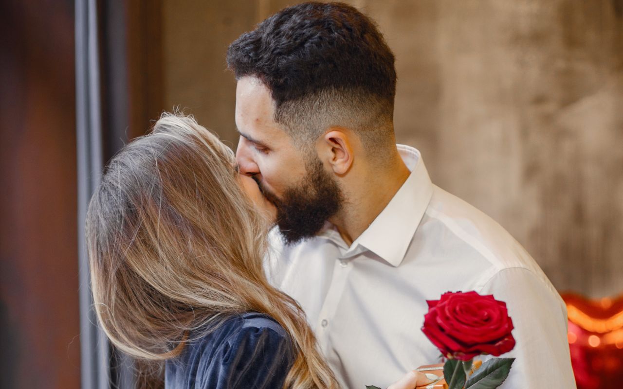 When Jealousy Appears: How Couples on SwingersNest Navigate Emotion With Honesty and Care