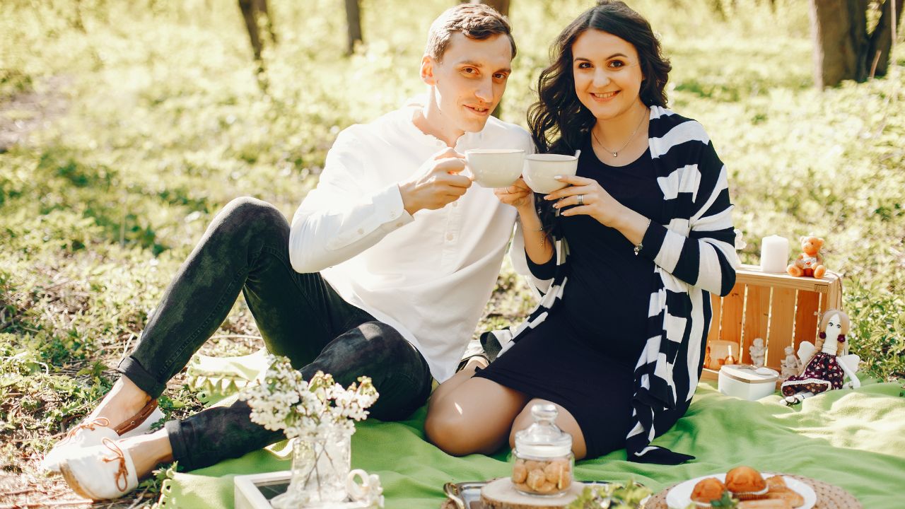 How to Introduce the Hotwife Lifestyle: A Journey of Curiosity, Trust, and Vulnerability