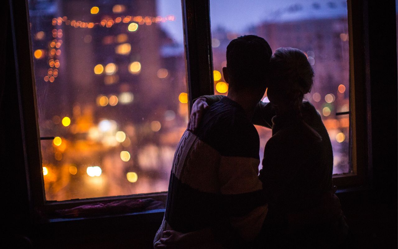 Setting Boundaries That Don’t Kill Desire: The Art SwingersNest Couples Have Mastered