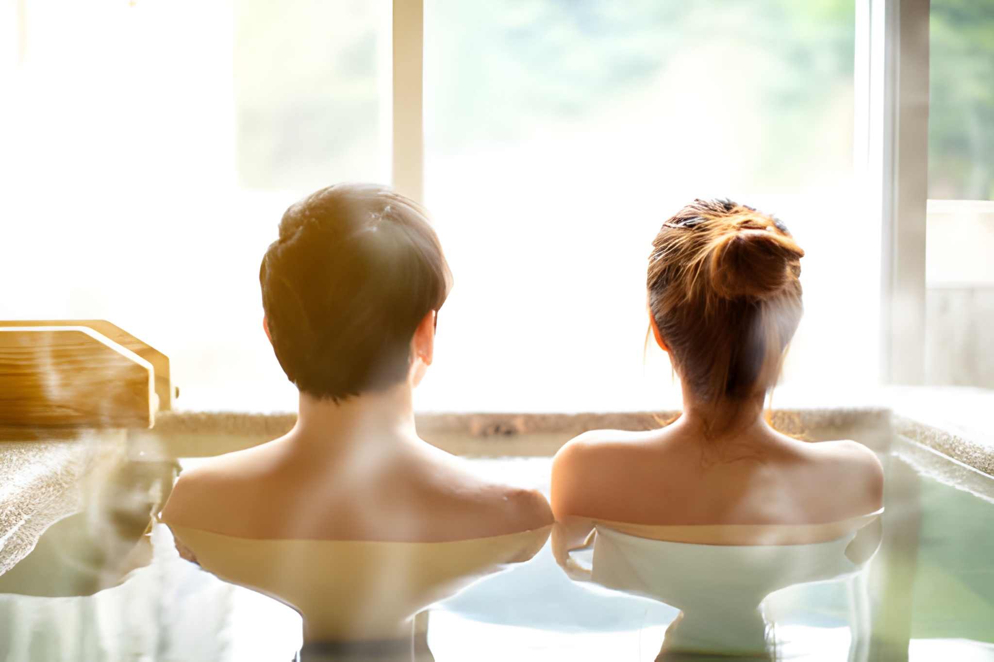 How Couples Bring Up Swinging Without Conflict: Stories From Those Who Did It Right