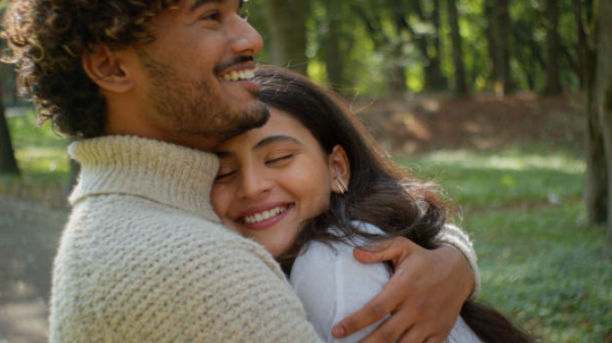 The Emotional Checklist Couples Use Before Opening Their Relationship