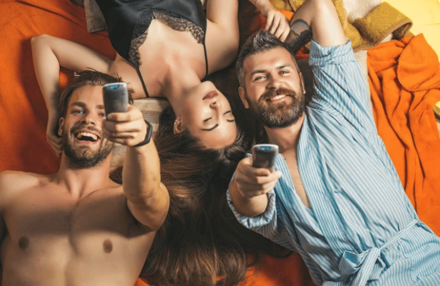 How Long-Term SwingersNest Couples Keep Their Relationship Strong While Exploring Others