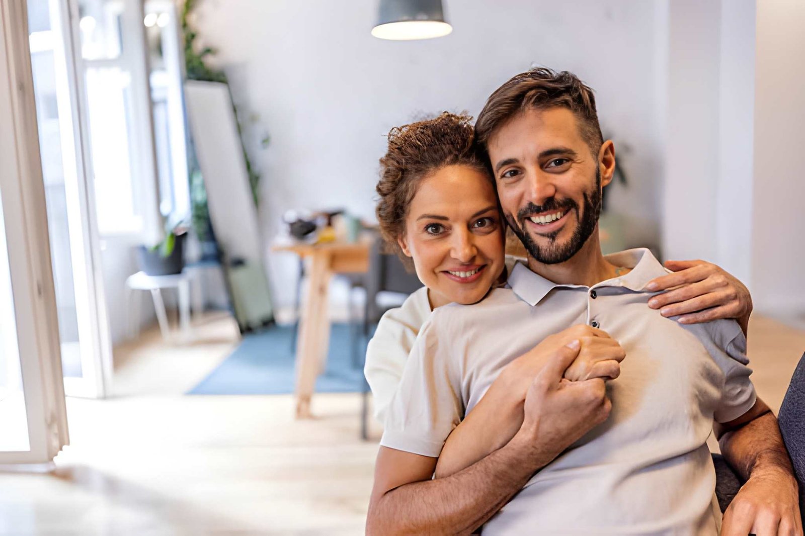 How Shared Experiences Strengthen Relationships in the Swinging Lifestyle