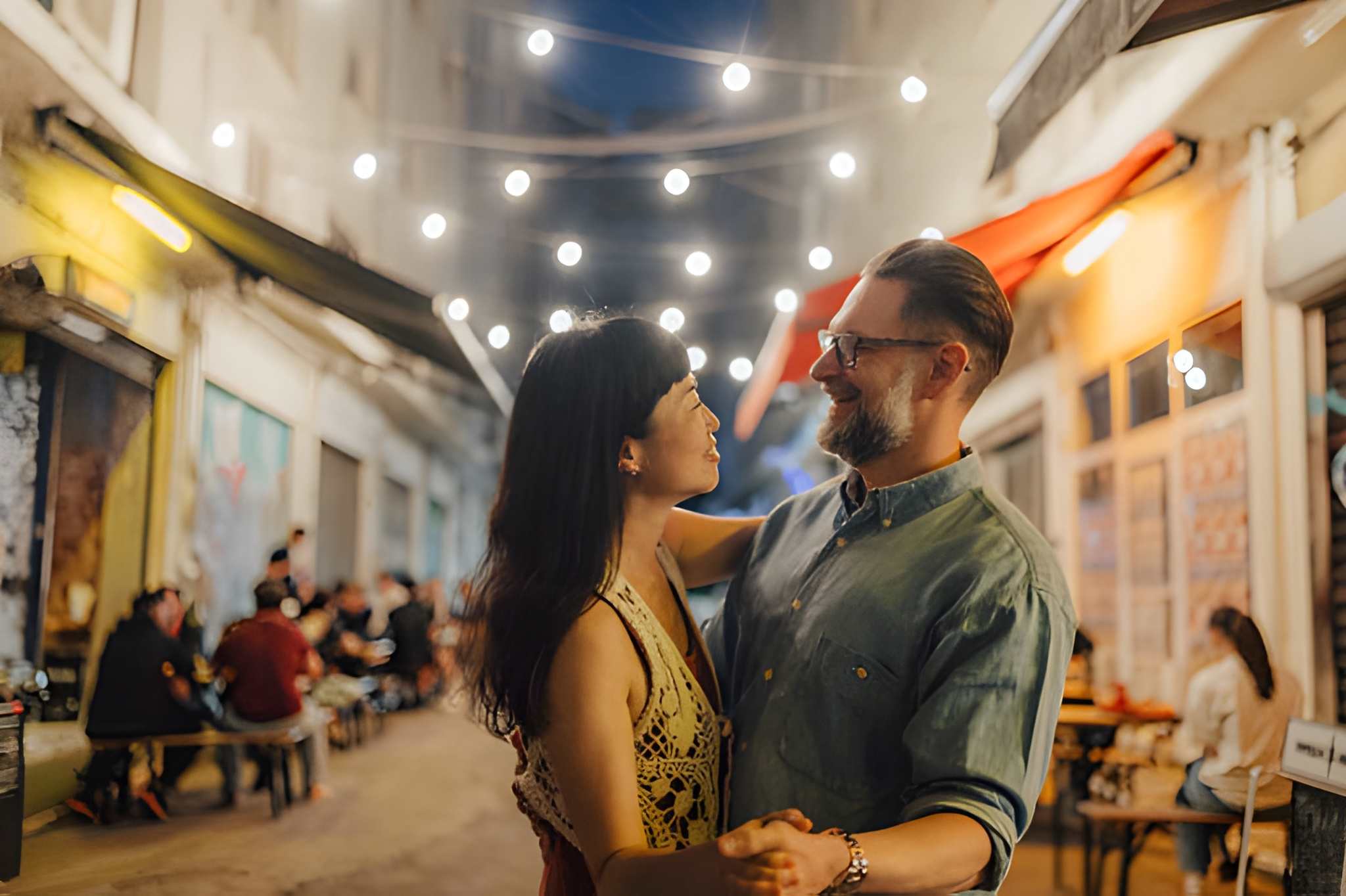 Inside a Modern Swinger Club: What First-Time Visitors Really Experience