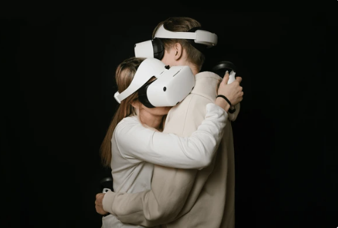 The Future of Connection: How Hybrid VR is Merging Online and Offline Realities