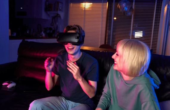 When Distance Disappears: How Virtual Reality Is Redefining Long-Distance Love