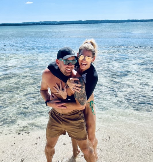 Escape To El Salvador w/Naughty Gym